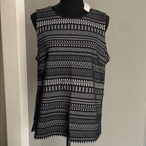 Banana Republic Navy and White Relaxed Print Tank